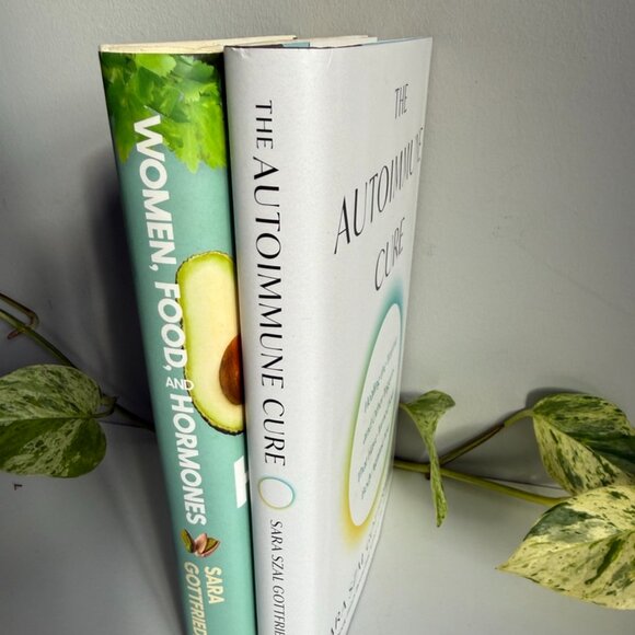 Sara Gottfried Hardcover Book Set | The Autoimmune Cure + Women, Food & Hormones - Picture 2 of 5